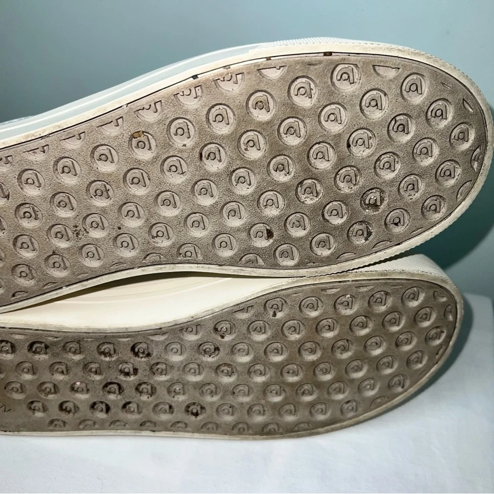 Tretorn Serve Sneakers White and Beige Women's Size 7 Low Top Tennis Shoes